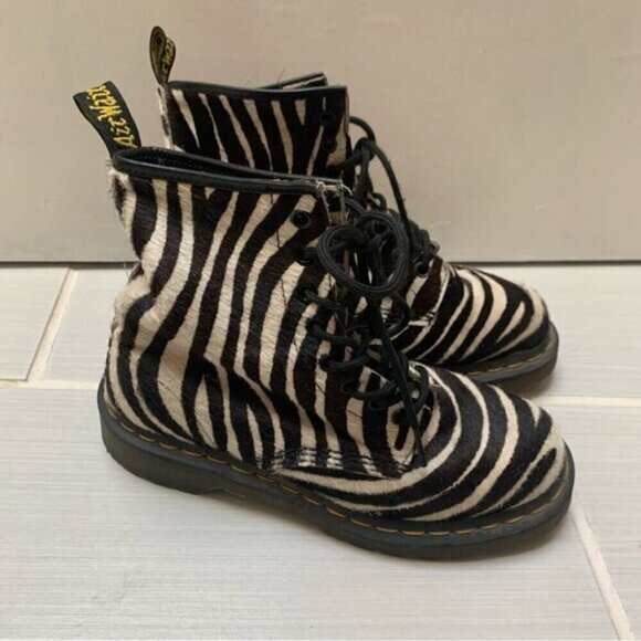 Dr. Martens Zebra Print Pony Hair Leather Boots #3 Rare 6 - Picture 2 of 11